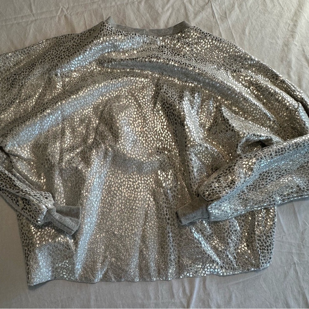 NWOT Michael Lauren Sz Small Silver Metallic Textured Crop‎ Sweatshirt - Picture 10 of 10